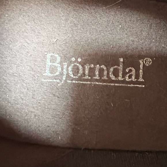 Bjorndal Rachel Wedge Heel Chukka Bootie Shoes Size 8.5 - Picture 13 of 13